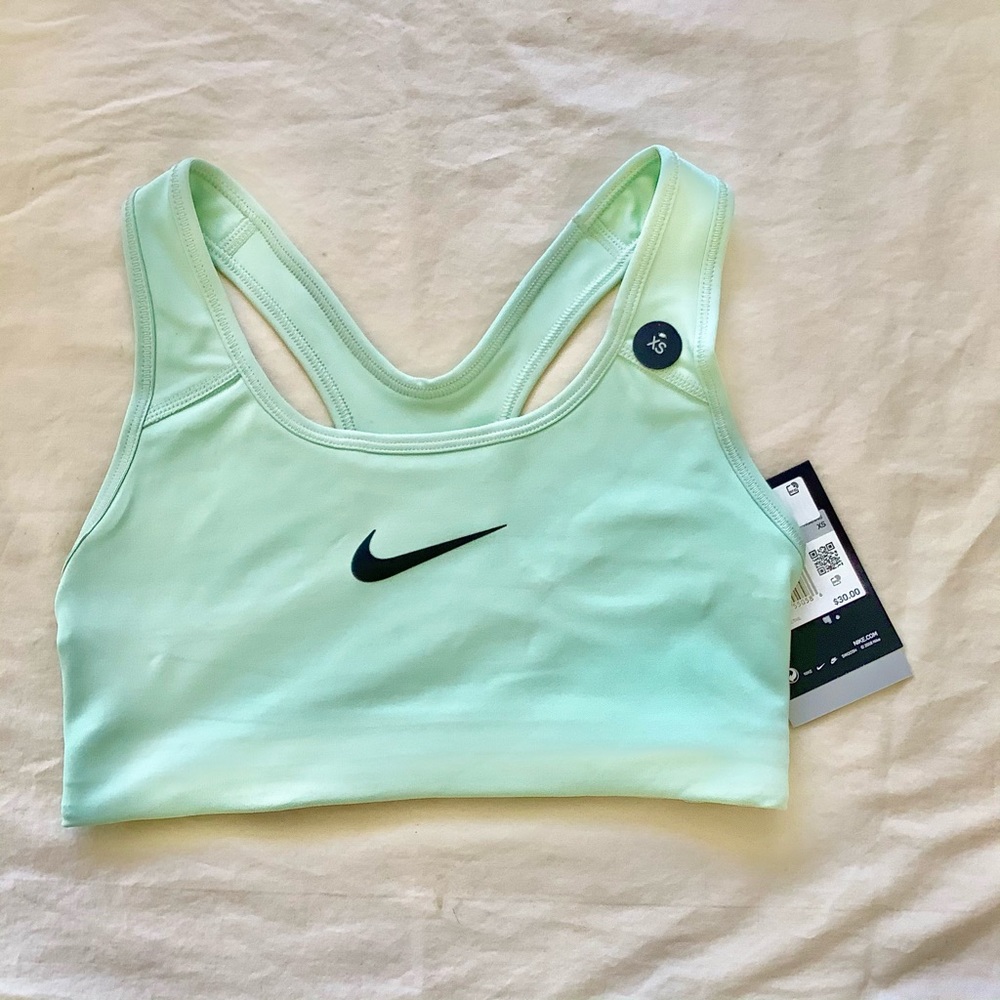 Nike mint sports bra